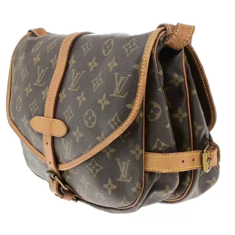 LOUIS VUITTON Logo Saumur 30 Shoulder Bag Monogram Leather Brown